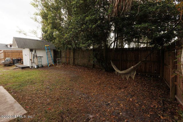 1324 INDEPENDENCE Drive C, Orange Park, FL 32065