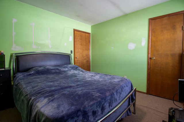 1023 E 29th Avenue, Lake Station, IN 46405