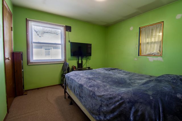 1023 E 29th Avenue, Lake Station, IN 46405