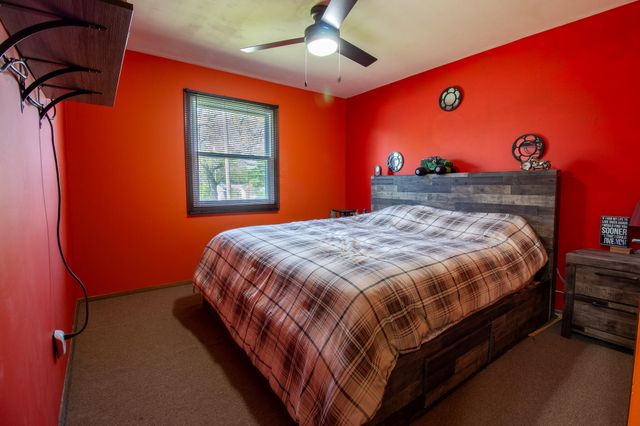 1023 E 29th Avenue, Lake Station, IN 46405