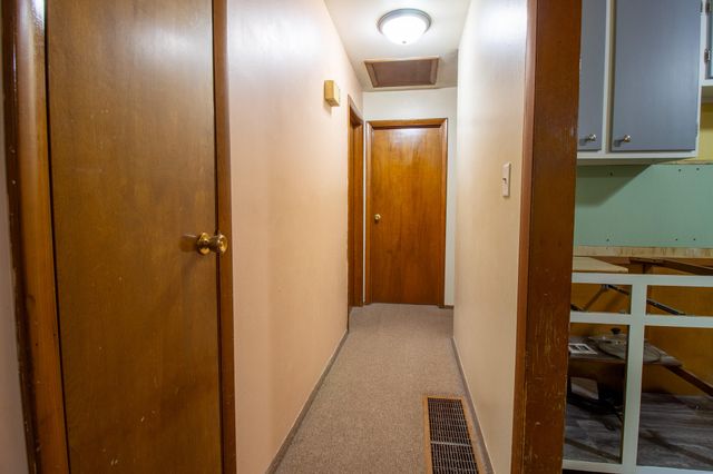 1023 E 29th Avenue, Lake Station, IN 46405