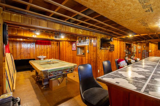 1023 E 29th Avenue, Lake Station, IN 46405