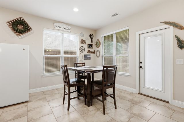 1385 Litchfield Lane, Burleson, TX 76028