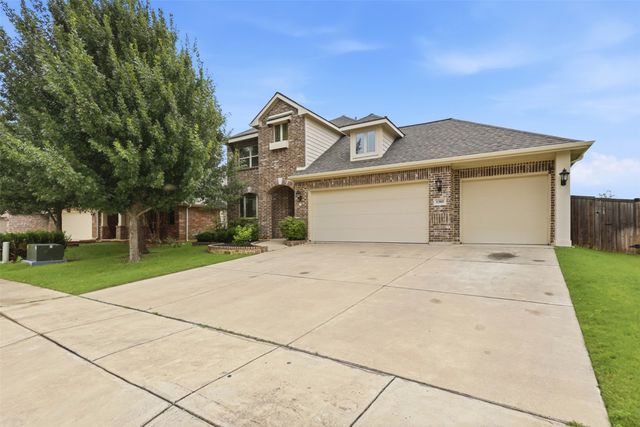 1385 Litchfield Lane, Burleson, TX 76028