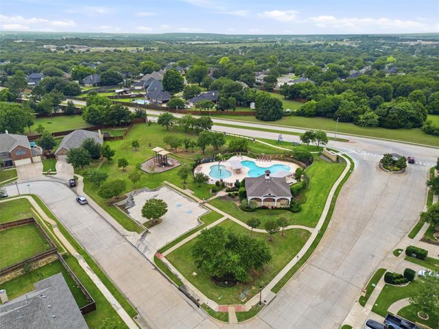 1385 Litchfield Lane, Burleson, TX 76028