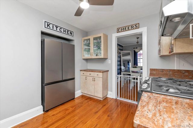 81 Stuart Street, Lynbrook, NY 11563