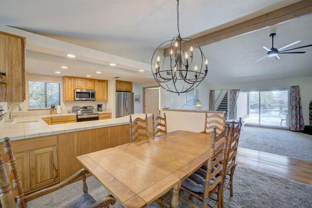 2895 Baseline Rd, Roseville, CA 95747