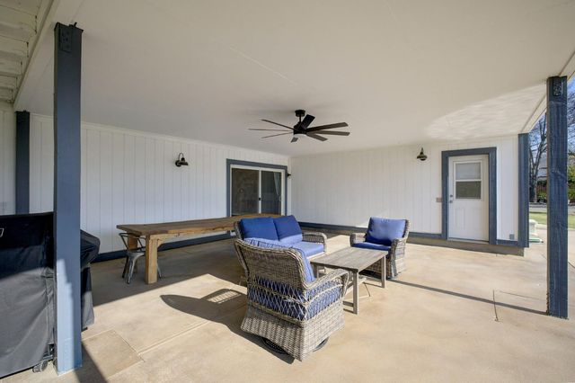 2895 Baseline Rd, Roseville, CA 95747