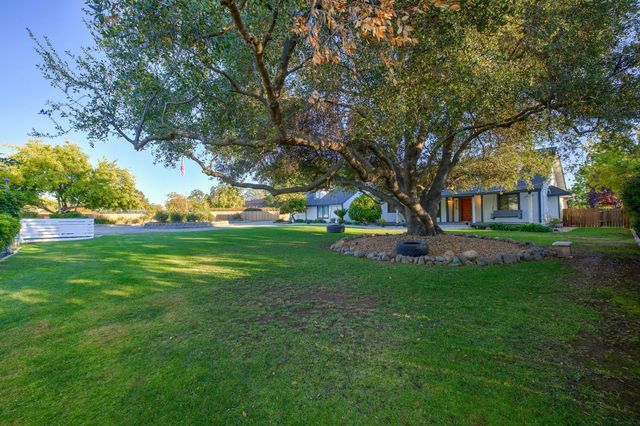 2895 Baseline Rd, Roseville, CA 95747