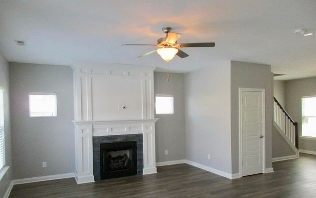 163 Sutton Place Boulevard, Georgetown, KY 40324