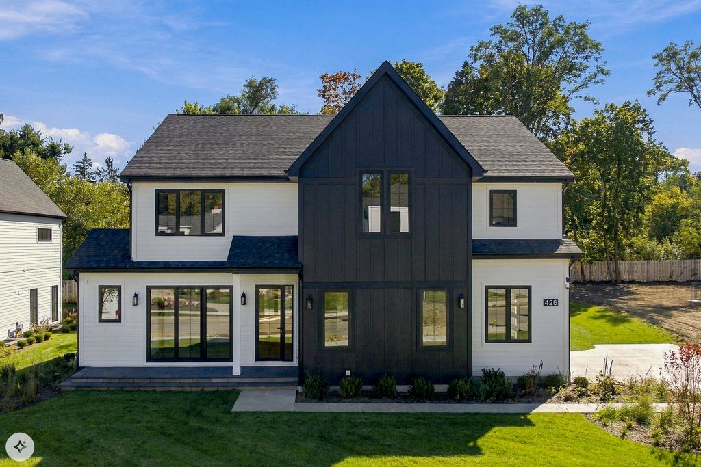 426 Forest Edge Drive, Glencoe, IL 60022 — exterior