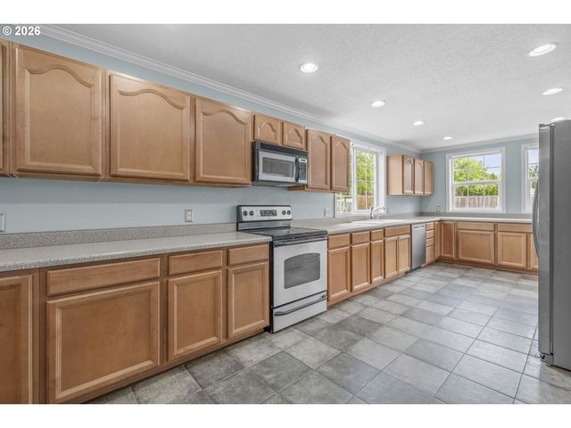 301 FLOWER Ln, Dayton, OR 97114