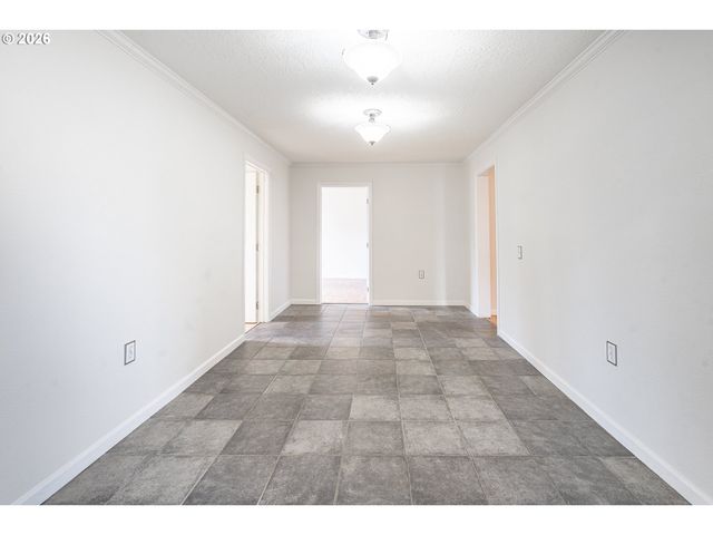 301 FLOWER Ln, Dayton, OR 97114