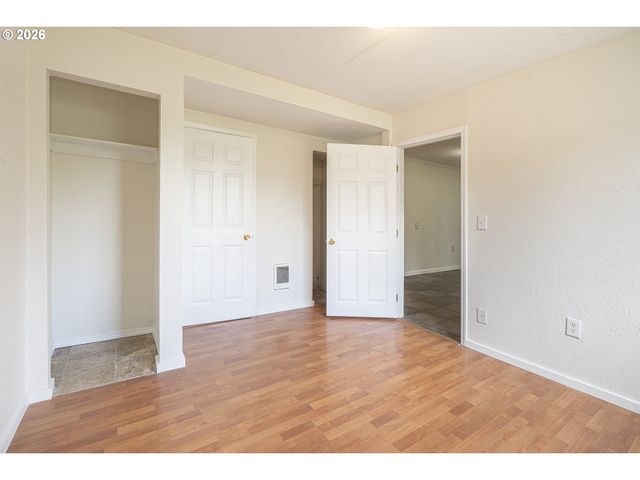 301 FLOWER Ln, Dayton, OR 97114