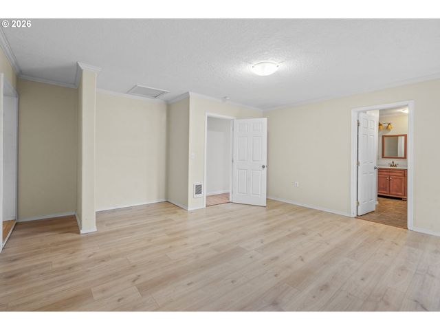 301 FLOWER Ln, Dayton, OR 97114