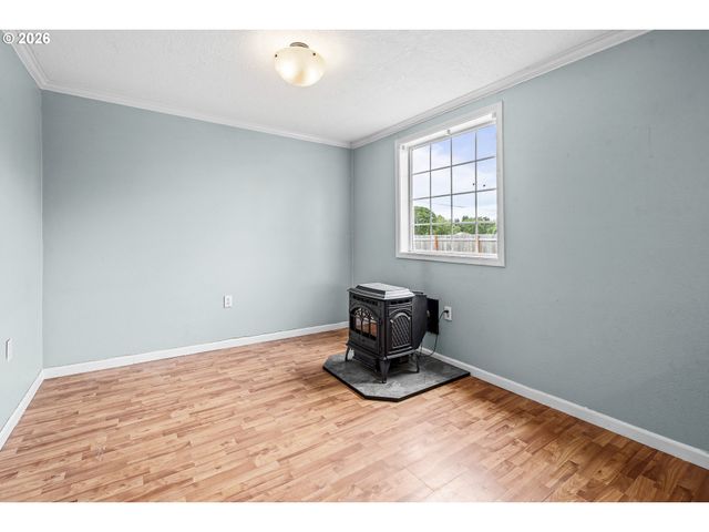 301 FLOWER Ln, Dayton, OR 97114