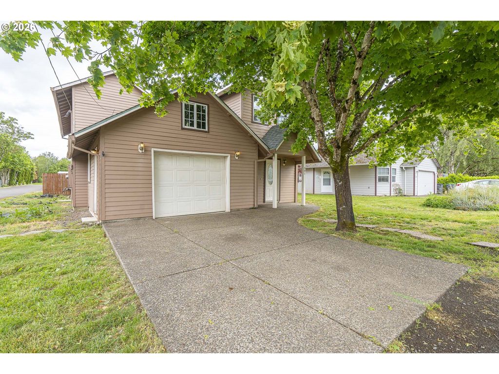 301 FLOWER Ln, Dayton, OR 97114