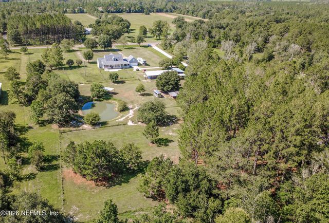 8219 MUD LAKE Road, Macclenny, FL 32063