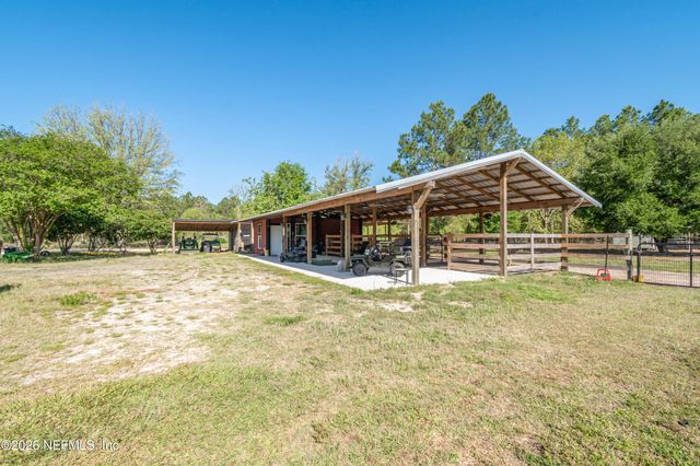 8219 MUD LAKE Road, Macclenny, FL 32063