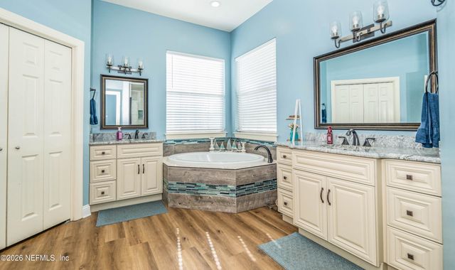 8219 MUD LAKE Road, Macclenny, FL 32063