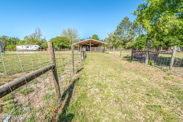 8219 MUD LAKE Road, Macclenny, FL 32063