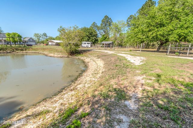 8219 MUD LAKE Road, Macclenny, FL 32063
