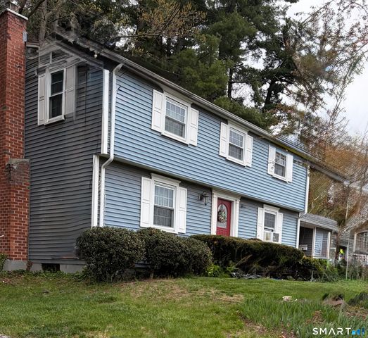 32 Brook Road, Enfield, CT 06082