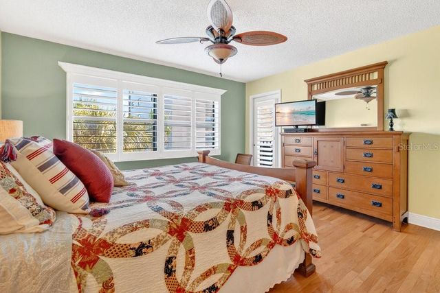 1328 PASADENA AVENUE S 308, South Pasadena, FL 33707