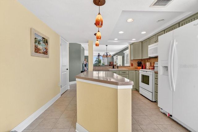 1328 PASADENA AVENUE S 308, South Pasadena, FL 33707