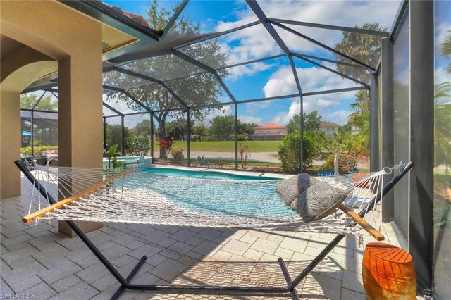 2165 Vardin PL, Naples, FL 34120