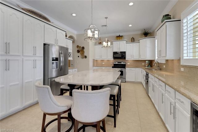2165 Vardin PL, Naples, FL 34120
