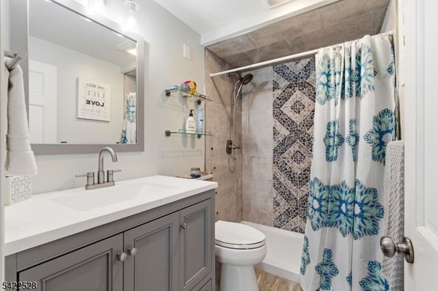 3 Alder Dr, Sparta Twp., NJ 07871