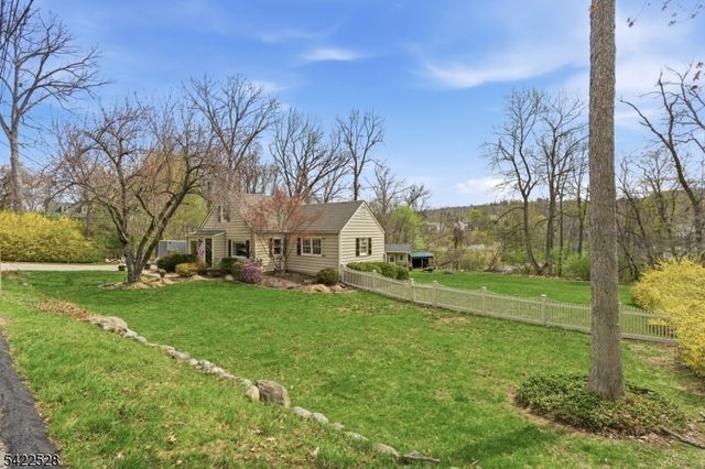 3 Alder Dr, Sparta Twp., NJ 07871