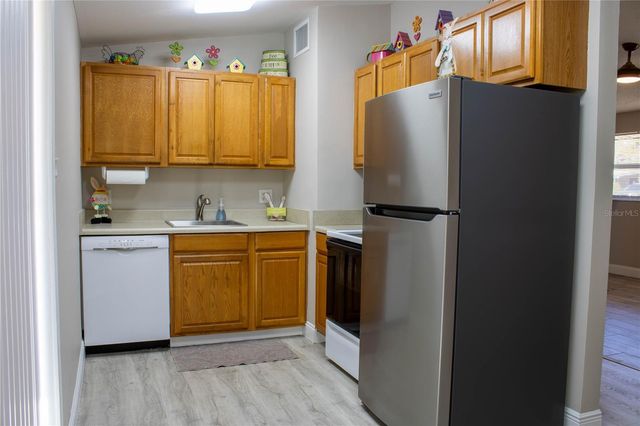 1919 ALEXANDER DRIVE, Lakeland, FL 33803