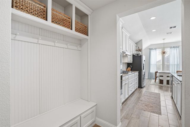 1027 Moss Grove Trail, Justin, TX 76247