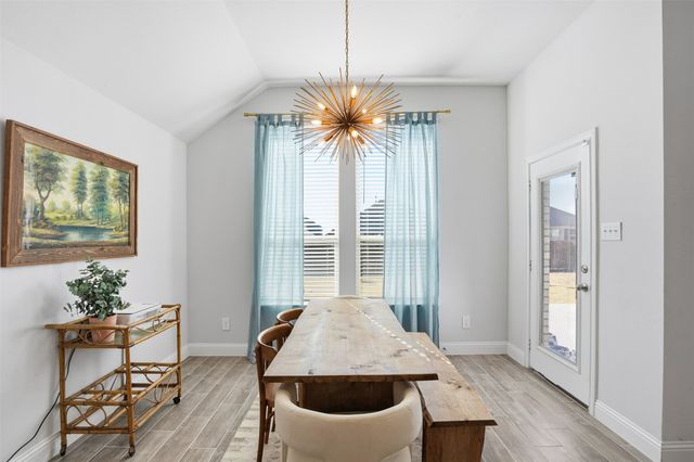 1027 Moss Grove Trail, Justin, TX 76247