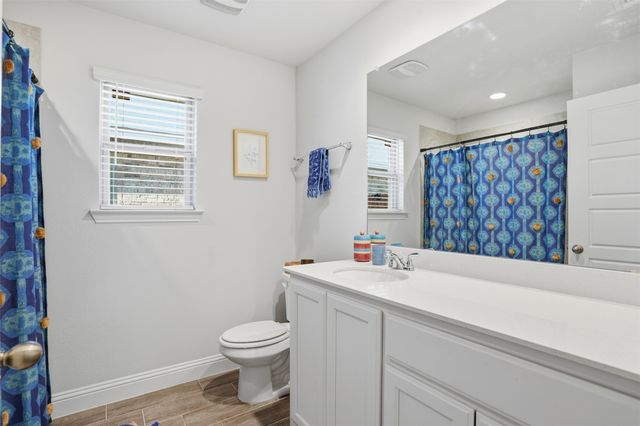 1027 Moss Grove Trail, Justin, TX 76247