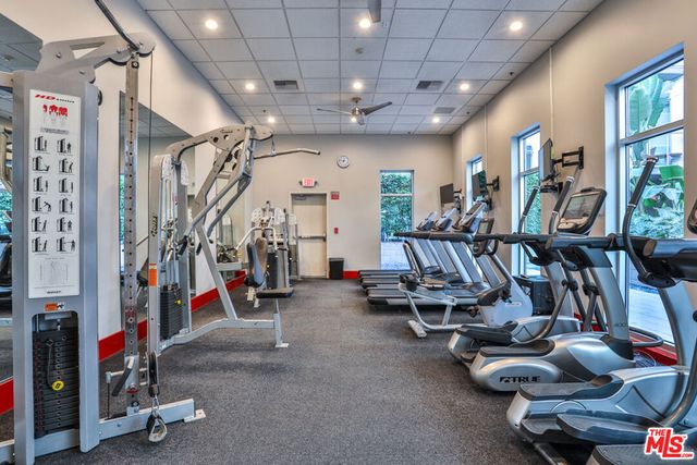 645 W 9th Street 201, Los Angeles, CA 90015
