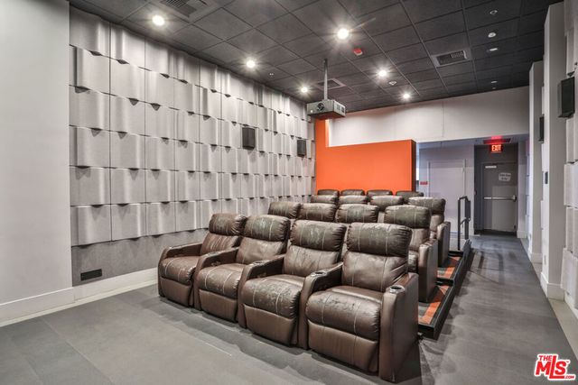 645 W 9th Street 201, Los Angeles, CA 90015