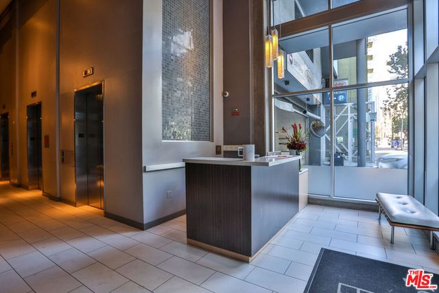 645 W 9th Street 201, Los Angeles, CA 90015
