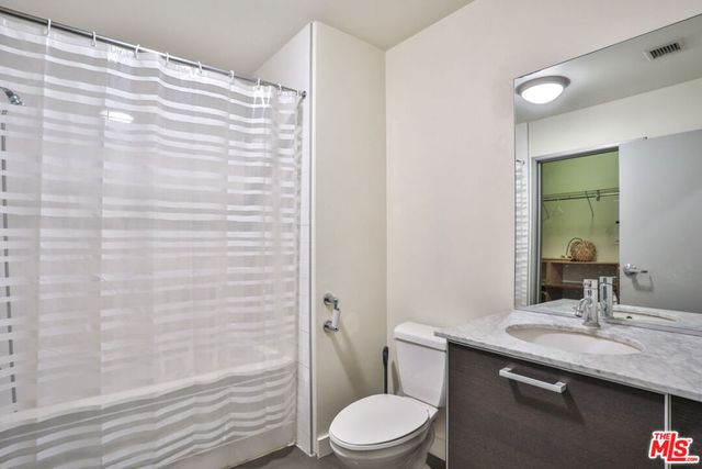 645 W 9th Street 201, Los Angeles, CA 90015