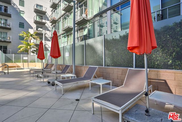 645 W 9th Street 201, Los Angeles, CA 90015
