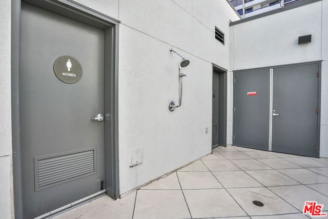 645 W 9th Street 201, Los Angeles, CA 90015