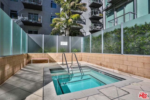 645 W 9th Street 201, Los Angeles, CA 90015