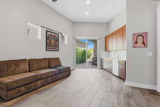 6316 Mojave Sky Street, Las Vegas, NV 89135