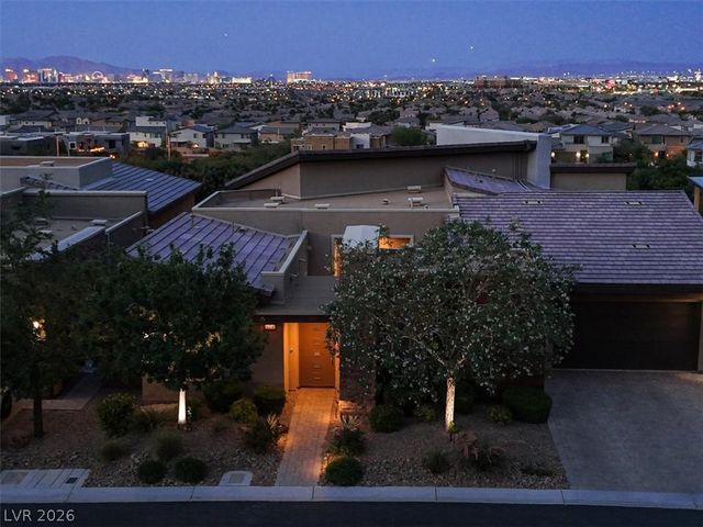 6316 Mojave Sky Street, Las Vegas, NV 89135
