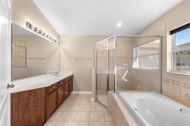 19002 NARIMORE DRIVE, Land O Lakes, FL 34638