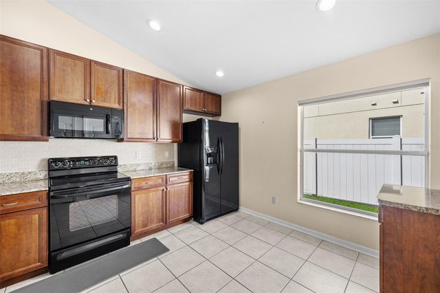 19002 NARIMORE DRIVE, Land O Lakes, FL 34638