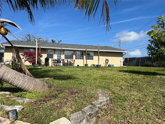 705 CRESTVIEW CIRCLE NW, Port Charlotte, FL 33948