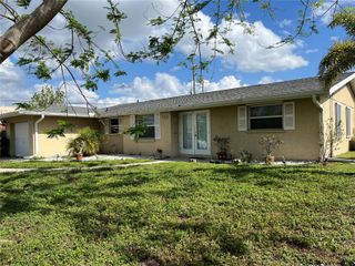 705 CRESTVIEW CIRCLE NW, Port Charlotte, FL 33948